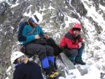 TDEN ZIMNHO LEZEN - Vysok Tatry, Tden lezen v okol Brnlky za ndhernho poas. Podmnky vynikajc a to jak na skle tak na ledech. Dky sedlmu snhu byla lavinov situace velmi pzniv a a celmu prbhu pomohla i vborn n - fotografie 46