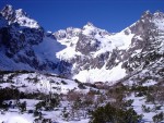 TDEN ZIMNHO LEZEN - Vysok Tatry, Tden lezen v okol Brnlky za ndhernho poas. Podmnky vynikajc a to jak na skle tak na ledech. Dky sedlmu snhu byla lavinov situace velmi pzniv a a celmu prbhu pomohla i vborn n - fotografie 60