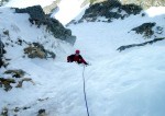 TDEN ZIMNHO LEZEN - Vysok Tatry, Tden lezen v okol Brnlky za ndhernho poas. Podmnky vynikajc a to jak na skle tak na ledech. Dky sedlmu snhu byla lavinov situace velmi pzniv a a celmu prbhu pomohla i vborn n - fotografie 61