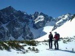 TDEN ZIMNHO LEZEN - Vysok Tatry, Tden lezen v okol Brnlky za ndhernho poas. Podmnky vynikajc a to jak na skle tak na ledech. Dky sedlmu snhu byla lavinov situace velmi pzniv a a celmu prbhu pomohla i vborn n - fotografie 64