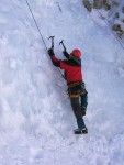 TDEN ZIMNHO LEZEN - Vysok Tatry, Tden lezen v okol Brnlky za ndhernho poas. Podmnky vynikajc a to jak na skle tak na ledech. Dky sedlmu snhu byla lavinov situace velmi pzniv a a celmu prbhu pomohla i vborn n - fotografie 71