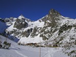 TDEN ZIMNHO LEZEN - Vysok Tatry, Tden lezen v okol Brnlky za ndhernho poas. Podmnky vynikajc a to jak na skle tak na ledech. Dky sedlmu snhu byla lavinov situace velmi pzniv a a celmu prbhu pomohla i vborn n - fotografie 72