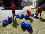 RAFTING NA JIZEE 10.4.2011, Sluncem zalit dol eky Jizery vynahradilo men stav vody. Skvl nlada a spousta zbavy na raftech, velmi pjemn pivtan jara. - fotografie 20