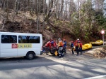 RAFTING NA JIZEE 10.4.2011, Sluncem zalit dol eky Jizery vynahradilo men stav vody. Skvl nlada a spousta zbavy na raftech, velmi pjemn pivtan jara. - fotografie 30