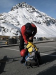 SILVRETTA - OPRAVDOV SKIALPINISTICK RJ - 2011, tyi dny ve sluncem zalitch horch. Pochvala vem astnkm za pohodu a super vkony. Odpoledn siesta byla vdy odmnou za rann vstvn... - fotografie 3