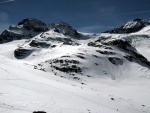 SILVRETTA - OPRAVDOV SKIALPINISTICK RJ - 2011, tyi dny ve sluncem zalitch horch. Pochvala vem astnkm za pohodu a super vkony. Odpoledn siesta byla vdy odmnou za rann vstvn... - fotografie 47