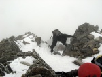 SILVRETTA - OPRAVDOV SKIALPINISTICK RJ - 2011, tyi dny ve sluncem zalitch horch. Pochvala vem astnkm za pohodu a super vkony. Odpoledn siesta byla vdy odmnou za rann vstvn... - fotografie 87