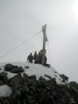 SILVRETTA - OPRAVDOV SKIALPINISTICK RJ - 2011, tyi dny ve sluncem zalitch horch. Pochvala vem astnkm za pohodu a super vkony. Odpoledn siesta byla vdy odmnou za rann vstvn... - fotografie 91