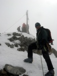 SILVRETTA - OPRAVDOV SKIALPINISTICK RJ - 2011, tyi dny ve sluncem zalitch horch. Pochvala vem astnkm za pohodu a super vkony. Odpoledn siesta byla vdy odmnou za rann vstvn... - fotografie 94