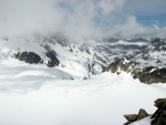 SILVRETTA - OPRAVDOV SKIALPINISTICK RJ - 2011, tyi dny ve sluncem zalitch horch. Pochvala vem astnkm za pohodu a super vkony. Odpoledn siesta byla vdy odmnou za rann vstvn... - fotografie 102