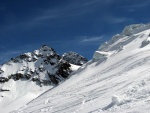 SILVRETTA - OPRAVDOV SKIALPINISTICK RJ - 2011, tyi dny ve sluncem zalitch horch. Pochvala vem astnkm za pohodu a super vkony. Odpoledn siesta byla vdy odmnou za rann vstvn... - fotografie 142