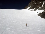 SILVRETTA - OPRAVDOV SKIALPINISTICK RJ - 2011, tyi dny ve sluncem zalitch horch. Pochvala vem astnkm za pohodu a super vkony. Odpoledn siesta byla vdy odmnou za rann vstvn... - fotografie 175