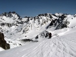 SILVRETTA - OPRAVDOV SKIALPINISTICK RJ - 2011, tyi dny ve sluncem zalitch horch. Pochvala vem astnkm za pohodu a super vkony. Odpoledn siesta byla vdy odmnou za rann vstvn... - fotografie 203