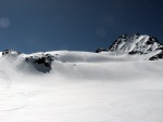 SILVRETTA - OPRAVDOV SKIALPINISTICK RJ - 2011, tyi dny ve sluncem zalitch horch. Pochvala vem astnkm za pohodu a super vkony. Odpoledn siesta byla vdy odmnou za rann vstvn... - fotografie 227