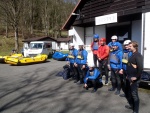 RAFTING NA JIZEE 16.4.2011, Na horch snh a pod horami slunce. Nov snh jet nezaal tt a tak bylo vody mlo. Pesto oblben vlce mma a tta, stejn jako schody a umpa byly pardn zbavn. - fotografie 6