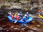 RAFTING NA JIZEE 16.4.2011, Na horch snh a pod horami slunce. Nov snh jet nezaal tt a tak bylo vody mlo. Pesto oblben vlce mma a tta, stejn jako schody a umpa byly pardn zbavn. - fotografie 45