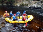 RAFTING NA JIZEE 16.4.2011, Na horch snh a pod horami slunce. Nov snh jet nezaal tt a tak bylo vody mlo. Pesto oblben vlce mma a tta, stejn jako schody a umpa byly pardn zbavn. - fotografie 49