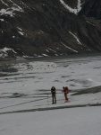 Skialpov rj 2011 slo 2, Nepzniv pedpov na tst nevyla a tak si vichni louen se zimou skvle uili. tyi dny pln nronho lapn a ostrch sjezd. Zvren odjezd na erstvm praanu byl zakonenm vskutku st - fotografie 9