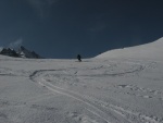 Skialpov rj 2011 slo 2, Nepzniv pedpov na tst nevyla a tak si vichni louen se zimou skvle uili. tyi dny pln nronho lapn a ostrch sjezd. Zvren odjezd na erstvm praanu byl zakonenm vskutku st - fotografie 128