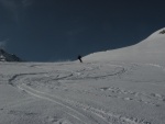 Skialpov rj 2011 slo 2, Nepzniv pedpov na tst nevyla a tak si vichni louen se zimou skvle uili. tyi dny pln nronho lapn a ostrch sjezd. Zvren odjezd na erstvm praanu byl zakonenm vskutku st - fotografie 149