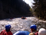 Rafing na Labi pod pidlerovskou soutskou, I v tomto asnm jarnm termnu nm poas vylo na jedniku. Byl to vodck svtek, kter snad budeme moci zoakovat nejpozdji za 2 roky. - fotografie 1