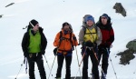 PECHOD SILVRETTY NA SKIALPECH, Vylo nejen poas a nov snh, ale i parta. Prost asn akce. Dalo by se ci: skialpinistick mlsota. - fotografie 131