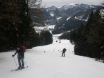 Hochschwab skialpov, V noru jsme se vydali na skialpov przkum vchodn hradby trska - poho Hochschwab. Co se tk mnostv snhu dn hitparda, ale i tak jsme si to uili. Zejmna pi kopn stup pi sestupu z h - fotografie 2