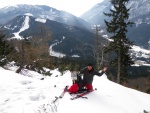 Hochschwab skialpov, V noru jsme se vydali na skialpov przkum vchodn hradby trska - poho Hochschwab. Co se tk mnostv snhu dn hitparda, ale i tak jsme si to uili. Zejmna pi kopn stup pi sestupu z h - fotografie 4