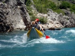 RAFTING EXPEDICE DO ALBNIE 2011, Dalek a exotick zem ns opt pijala vldn s pekrsnou prodou a dobrm poasm. Vodckch zitk bylo hojn, stejn jako gurmnskch a cestovatelskch. Pjemnou partu jet vylepila Danina k - fotografie 36