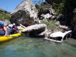 RAFTING EXPEDICE DO ALBNIE 2011, Dalek a exotick zem ns opt pijala vldn s pekrsnou prodou a dobrm poasm. Vodckch zitk bylo hojn, stejn jako gurmnskch a cestovatelskch. Pjemnou partu jet vylepila Danina k - fotografie 37