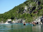 RAFTING EXPEDICE DO ALBNIE 2011, Dalek a exotick zem ns opt pijala vldn s pekrsnou prodou a dobrm poasm. Vodckch zitk bylo hojn, stejn jako gurmnskch a cestovatelskch. Pjemnou partu jet vylepila Danina k - fotografie 51