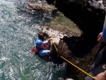 RAFTING EXPEDICE DO ALBNIE 2011, Dalek a exotick zem ns opt pijala vldn s pekrsnou prodou a dobrm poasm. Vodckch zitk bylo hojn, stejn jako gurmnskch a cestovatelskch. Pjemnou partu jet vylepila Danina k - fotografie 58