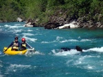 RAFTING EXPEDICE DO ALBNIE 2011, Dalek a exotick zem ns opt pijala vldn s pekrsnou prodou a dobrm poasm. Vodckch zitk bylo hojn, stejn jako gurmnskch a cestovatelskch. Pjemnou partu jet vylepila Danina k - fotografie 67