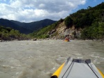 RAFTING EXPEDICE DO ALBNIE 2011, Dalek a exotick zem ns opt pijala vldn s pekrsnou prodou a dobrm poasm. Vodckch zitk bylo hojn, stejn jako gurmnskch a cestovatelskch. Pjemnou partu jet vylepila Danina k - fotografie 191