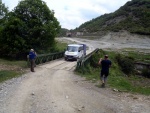 RAFTING EXPEDICE DO ALBNIE 2011, Dalek a exotick zem ns opt pijala vldn s pekrsnou prodou a dobrm poasm. Vodckch zitk bylo hojn, stejn jako gurmnskch a cestovatelskch. Pjemnou partu jet vylepila Danina k - fotografie 234