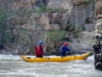 RAFTING EXPEDICE DO ALBNIE 2011, Dalek a exotick zem ns opt pijala vldn s pekrsnou prodou a dobrm poasm. Vodckch zitk bylo hojn, stejn jako gurmnskch a cestovatelskch. Pjemnou partu jet vylepila Danina k - fotografie 328