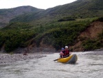 RAFTING EXPEDICE DO ALBNIE 2011, Dalek a exotick zem ns opt pijala vldn s pekrsnou prodou a dobrm poasm. Vodckch zitk bylo hojn, stejn jako gurmnskch a cestovatelskch. Pjemnou partu jet vylepila Danina k - fotografie 356