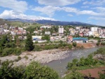 RAFTING EXPEDICE DO ALBNIE 2011, Dalek a exotick zem ns opt pijala vldn s pekrsnou prodou a dobrm poasm. Vodckch zitk bylo hojn, stejn jako gurmnskch a cestovatelskch. Pjemnou partu jet vylepila Danina k - fotografie 415