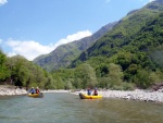 RAFTING EXPEDICE DO ALBNIE 2011, Dalek a exotick zem ns opt pijala vldn s pekrsnou prodou a dobrm poasm. Vodckch zitk bylo hojn, stejn jako gurmnskch a cestovatelskch. Pjemnou partu jet vylepila Danina k - fotografie 525