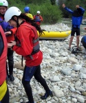 RAFTING NA TATRANSK BEL 2011, Ndhern poas a skvl partika... jen t vody, kdyby bylo vce.... (a mn Boroviky...) - fotografie 33