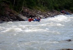 RAFTING - ALPSKÝ SUPERVÍKEND KVĚTEN 2011, Tenhle zájezd byste měli zkusit, to je fakt dobrá akce, na kterou se dá jezdit opakovaně. I když tentokrát počasí maličko zahrozilo a ve vyšších polohách napadl sníh. Díky tomu na nás čekala parádní v - fotografie 35
