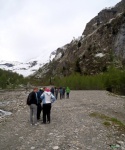 RAFTING - ALPSK SUPERVKEND KVTEN 2011, Tenhle zjezd byste mli zkusit, to je fakt dobr akce, na kterou se d jezdit opakovan. I kdy tentokrt poas maliko zahrozilo a ve vych polohch napadl snh. Dky tomu na ns ekala pardn v - fotografie 47