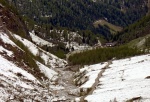 RAFTING - ALPSK SUPERVKEND KVTEN 2011, Tenhle zjezd byste mli zkusit, to je fakt dobr akce, na kterou se d jezdit opakovan. I kdy tentokrt poas maliko zahrozilo a ve vych polohch napadl snh. Dky tomu na ns ekala pardn v - fotografie 51