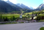 RAFTING - ALPSK SUPERVKEND KVTEN 2011, Tenhle zjezd byste mli zkusit, to je fakt dobr akce, na kterou se d jezdit opakovan. I kdy tentokrt poas maliko zahrozilo a ve vych polohch napadl snh. Dky tomu na ns ekala pardn v - fotografie 72