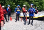 RAFTING - ALPSK SUPERVKEND KVTEN 2011, Tenhle zjezd byste mli zkusit, to je fakt dobr akce, na kterou se d jezdit opakovan. I kdy tentokrt poas maliko zahrozilo a ve vych polohch napadl snh. Dky tomu na ns ekala pardn v - fotografie 84