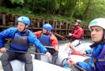 RAFTING - ALPSK SUPERVKEND KVTEN 2011, Tenhle zjezd byste mli zkusit, to je fakt dobr akce, na kterou se d jezdit opakovan. I kdy tentokrt poas maliko zahrozilo a ve vych polohch napadl snh. Dky tomu na ns ekala pardn v - fotografie 90