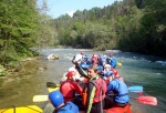 RAFTING V JULSKCH ALPCH KVTEN 2011, Tenhle vbr ek se opravdu povedl. Kdy na nj vyrazte je poteba mt trochu tst na vodu. Moc dobr parta - to se d jet cokoliv za jakkoliv vody. - fotografie 10