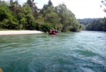 RAFTING V JULSKCH ALPCH KVTEN 2011, Tenhle vbr ek se opravdu povedl. Kdy na nj vyrazte je poteba mt trochu tst na vodu. Moc dobr parta - to se d jet cokoliv za jakkoliv vody. - fotografie 18