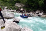 RAFTING V JULSKCH ALPCH KVTEN 2011, Tenhle vbr ek se opravdu povedl. Kdy na nj vyrazte je poteba mt trochu tst na vodu. Moc dobr parta - to se d jet cokoliv za jakkoliv vody. - fotografie 52