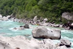 RAFTING V JULSKCH ALPCH KVTEN 2011, Tenhle vbr ek se opravdu povedl. Kdy na nj vyrazte je poteba mt trochu tst na vodu. Moc dobr parta - to se d jet cokoliv za jakkoliv vody. - fotografie 56